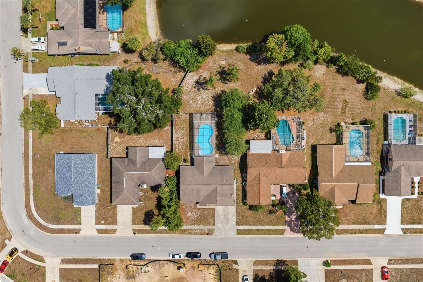 BRIARWOODS - Residential