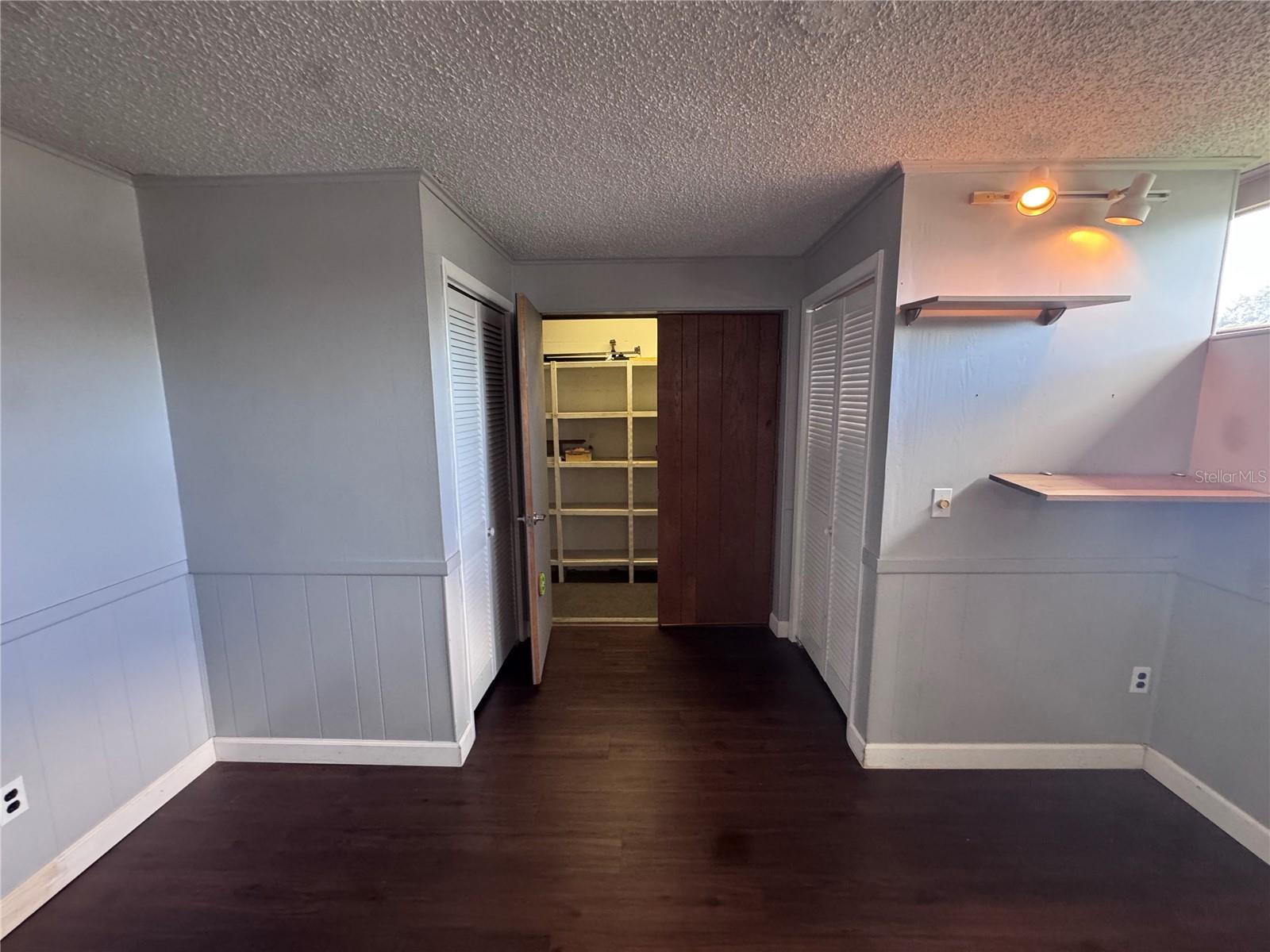 KAPOK MANOR CONDO - Residential