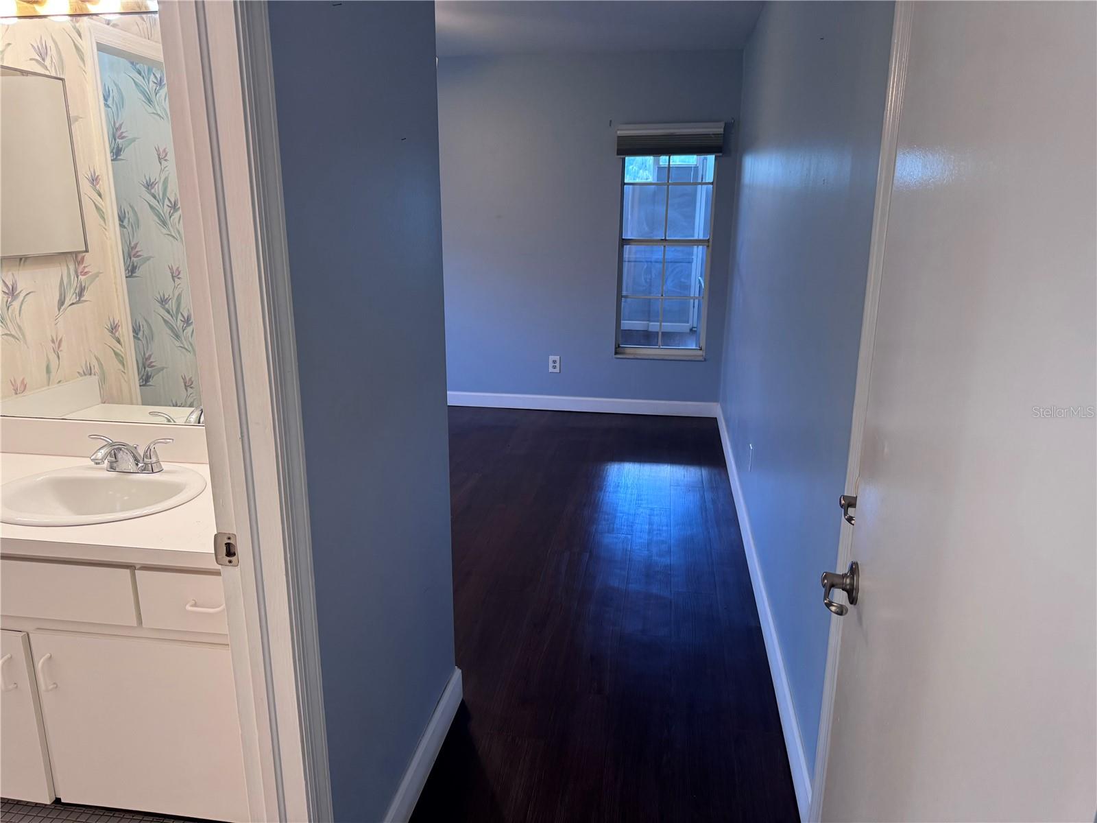 KAPOK MANOR CONDO - Residential