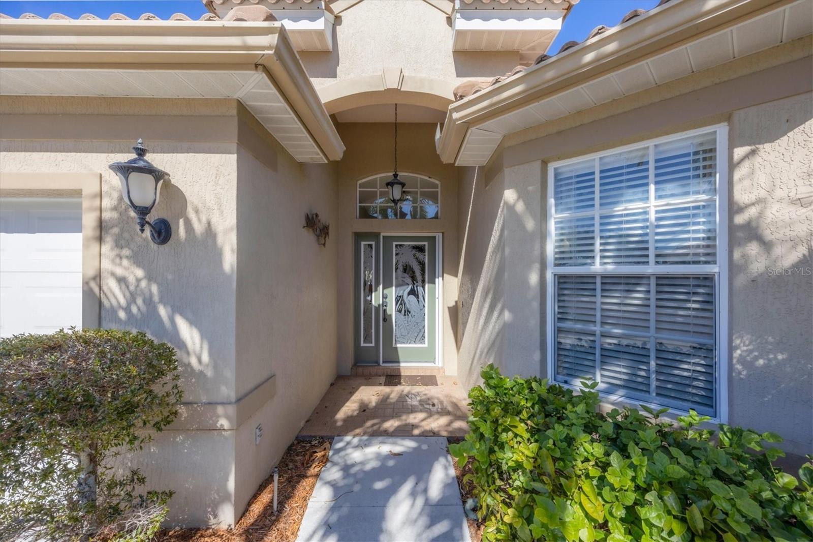 PELICAN POINTE GOLF & COUNTRY CLUB - Residential
