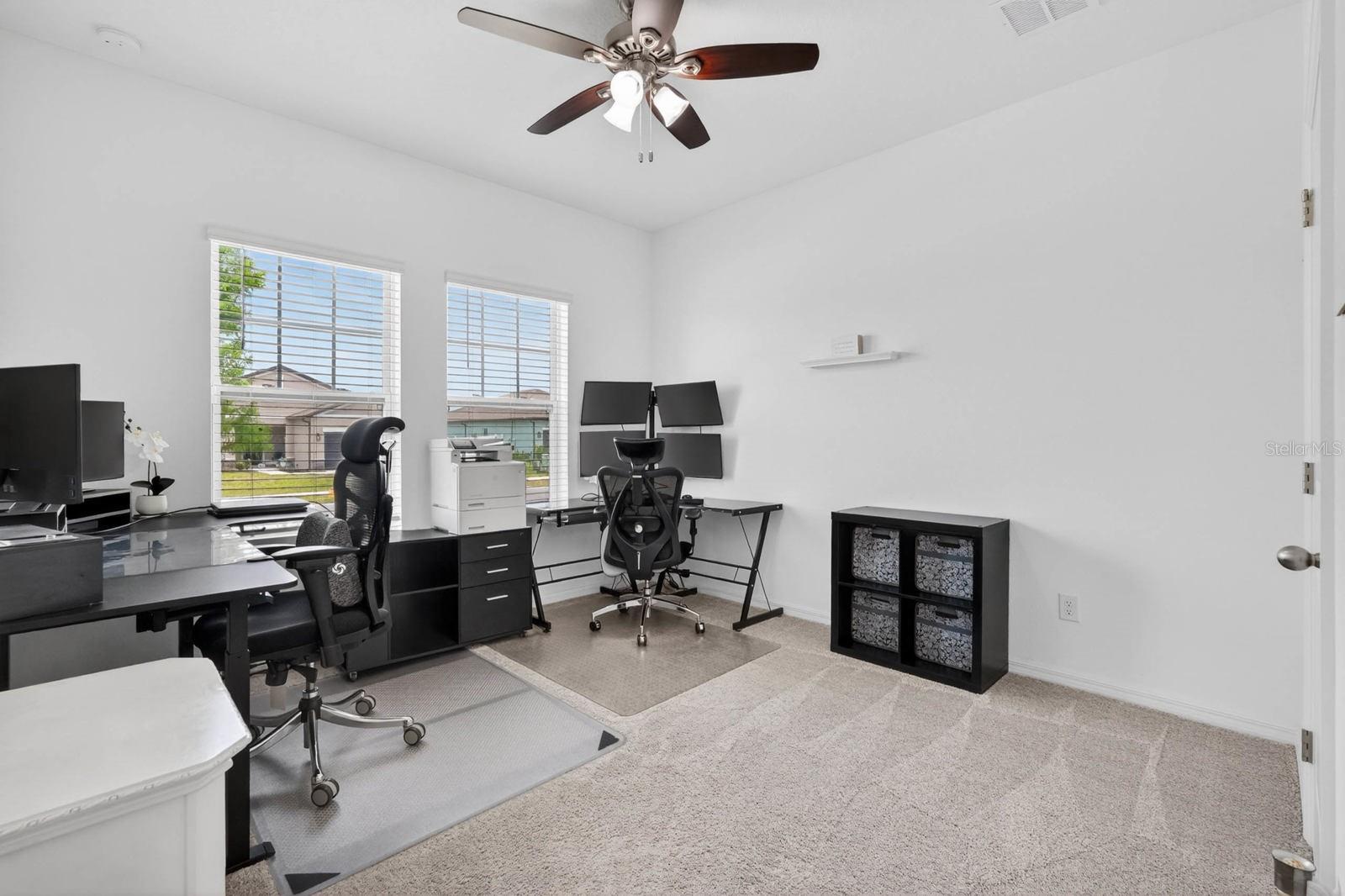HAMPTON OAKS - Residential