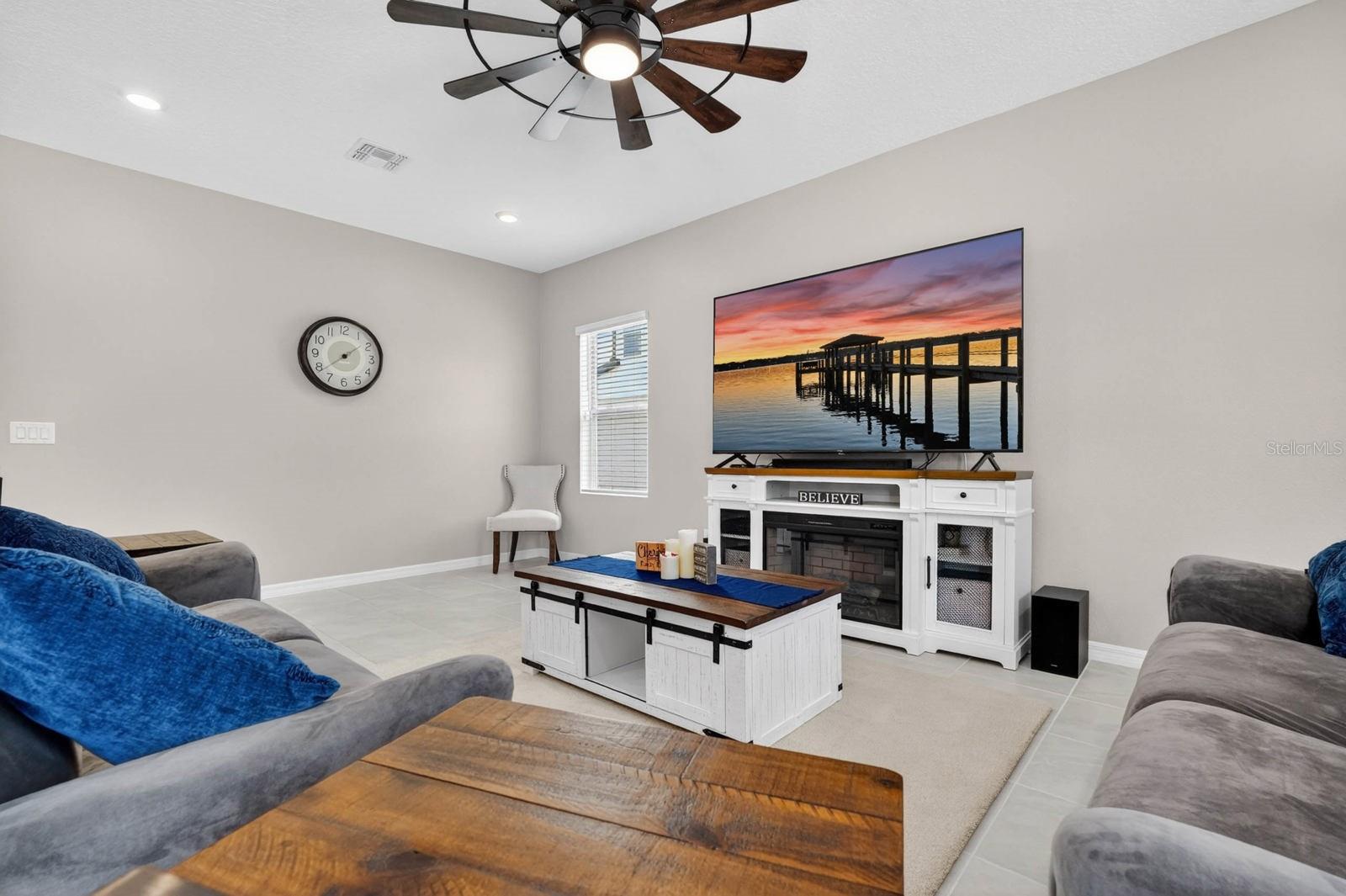 HAMPTON OAKS - Residential