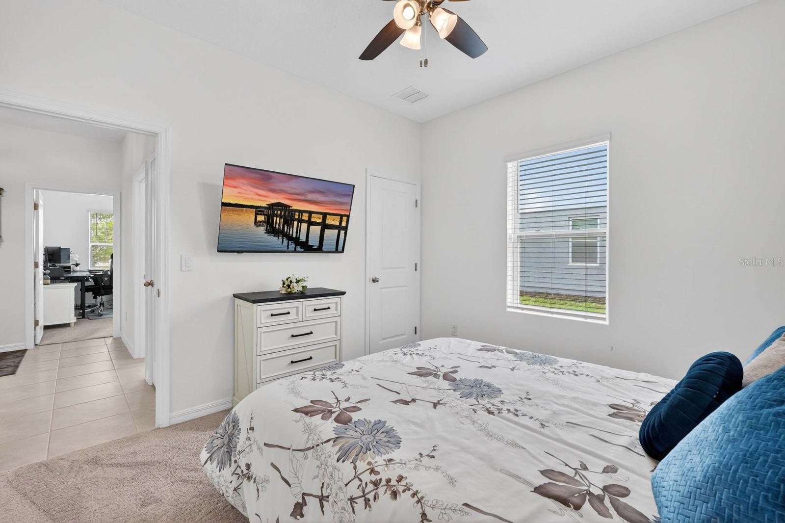 HAMPTON OAKS - Residential
