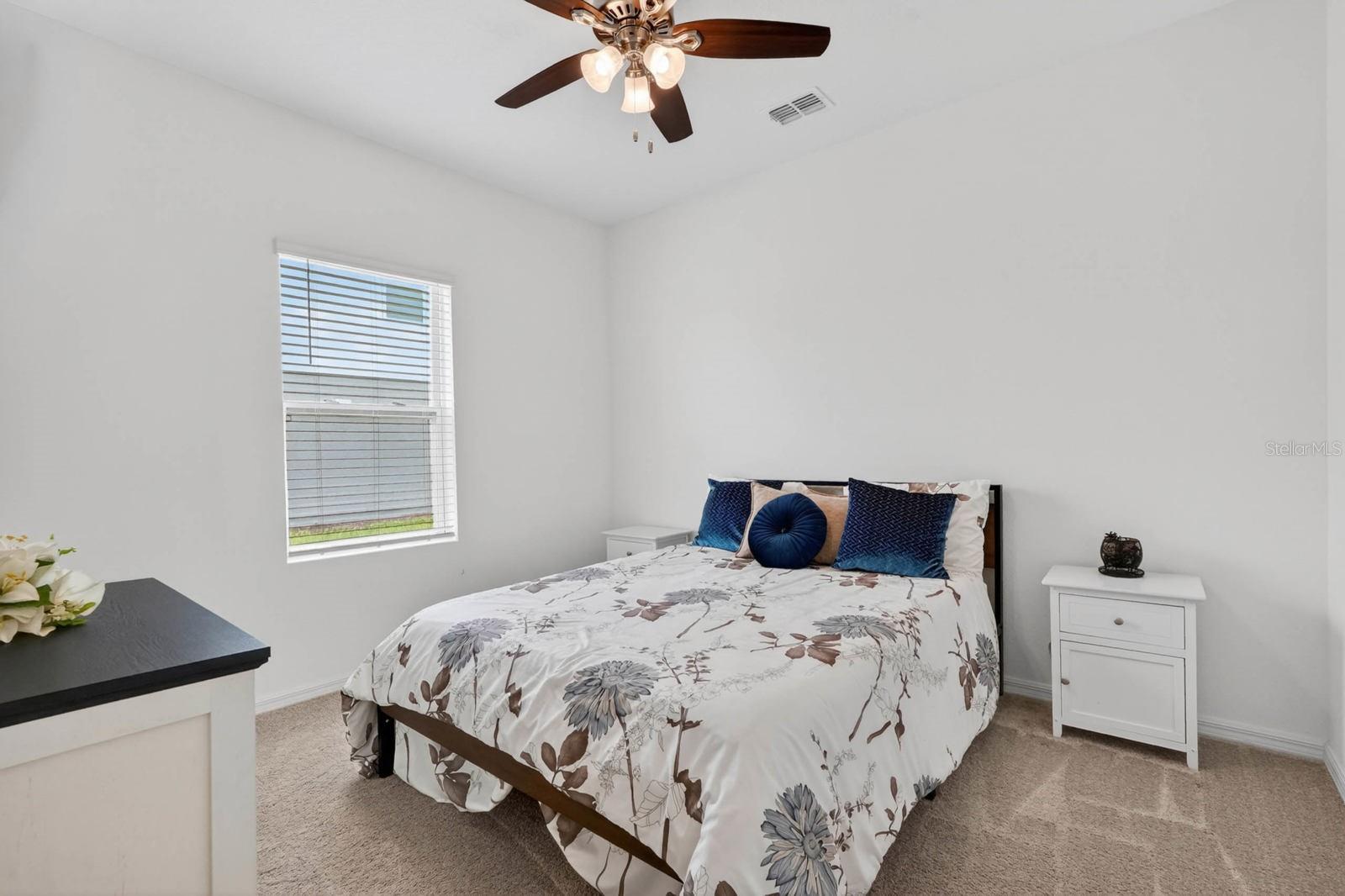 HAMPTON OAKS - Residential