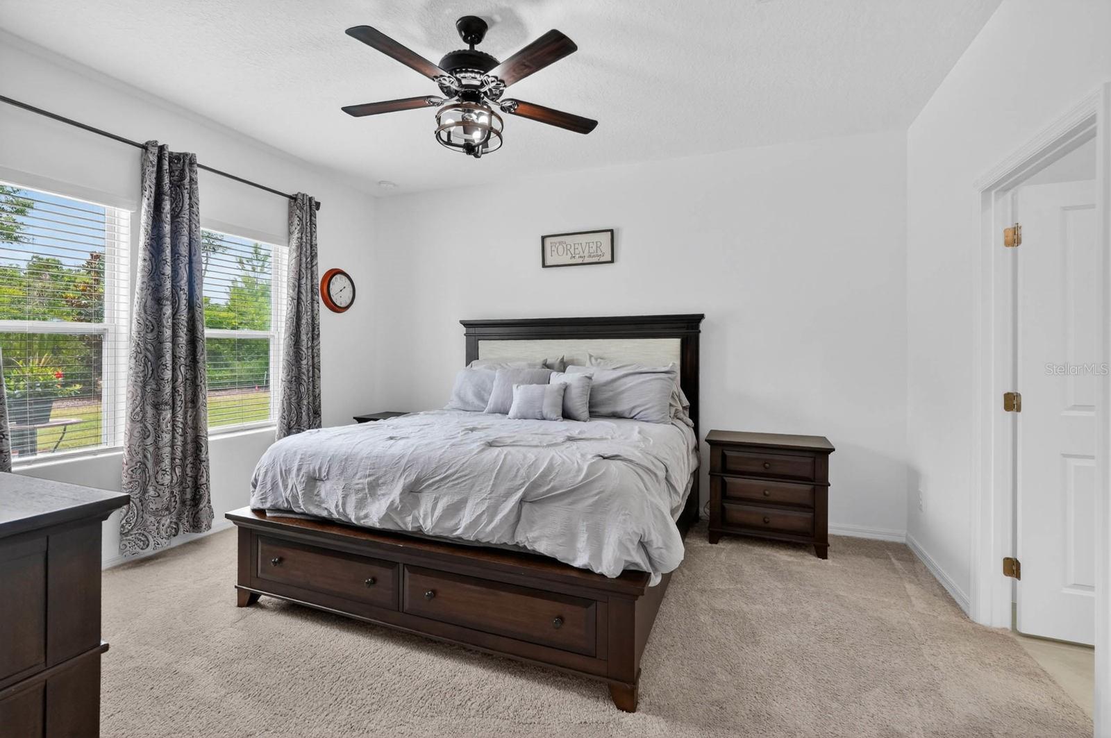 HAMPTON OAKS - Residential