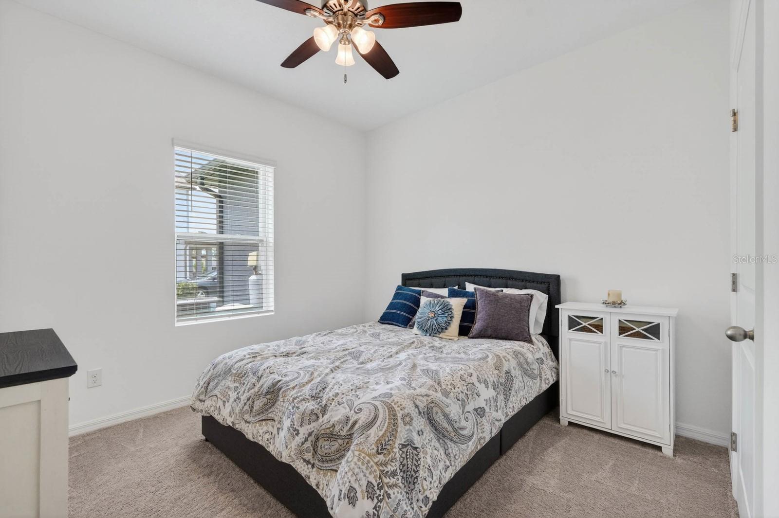 HAMPTON OAKS - Residential