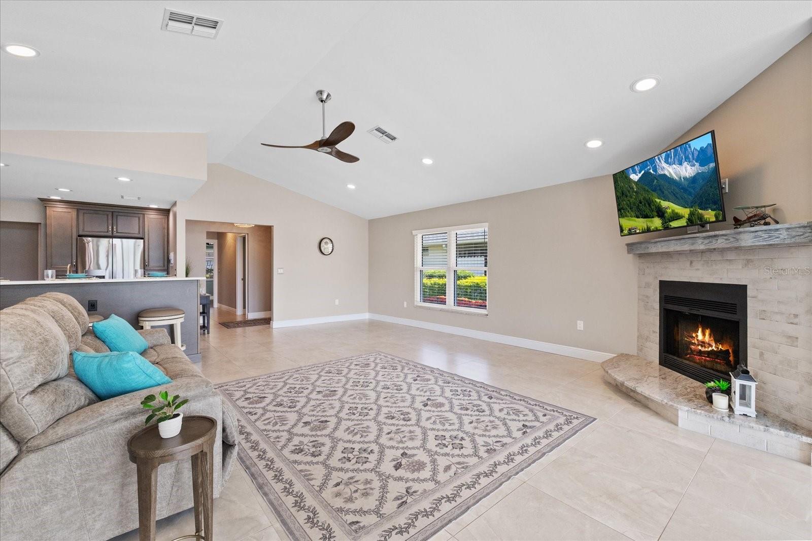 GULF HARBORS WOODLANDS - Residential