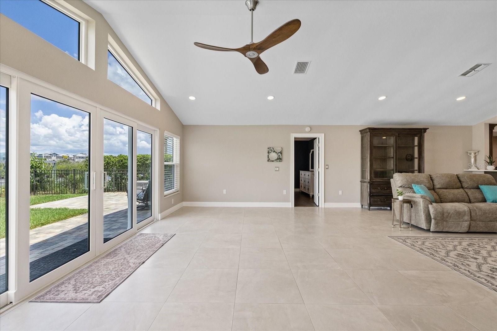 GULF HARBORS WOODLANDS - Residential