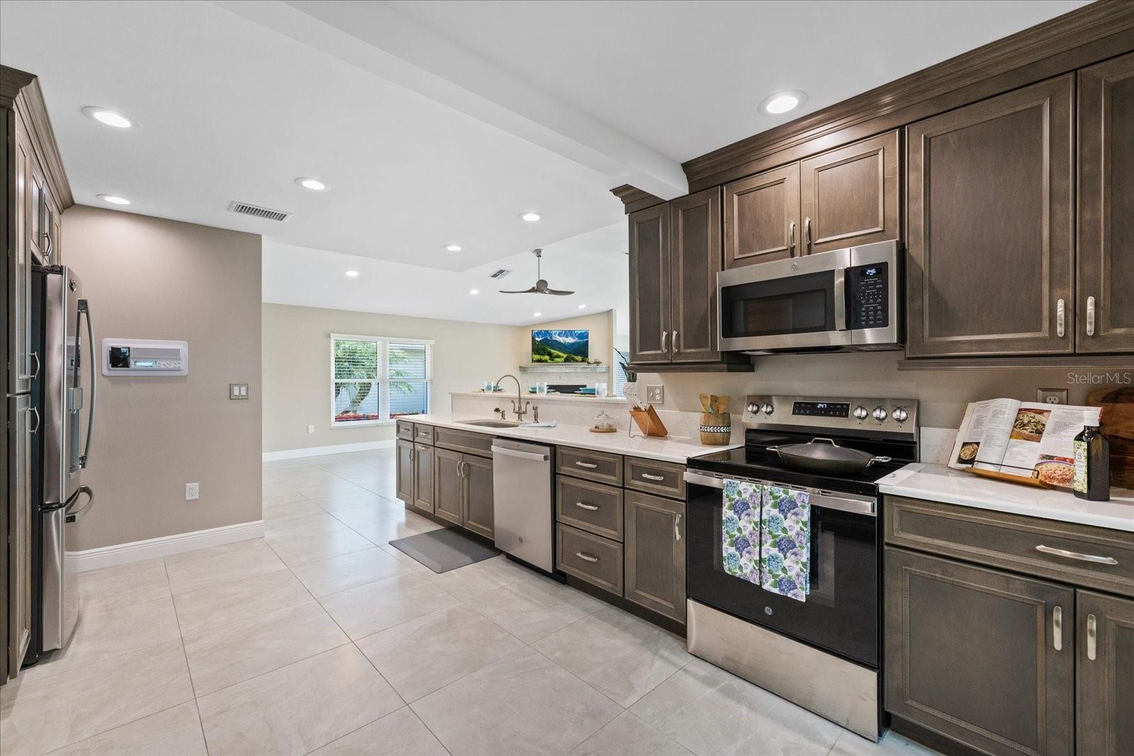 GULF HARBORS WOODLANDS - Residential