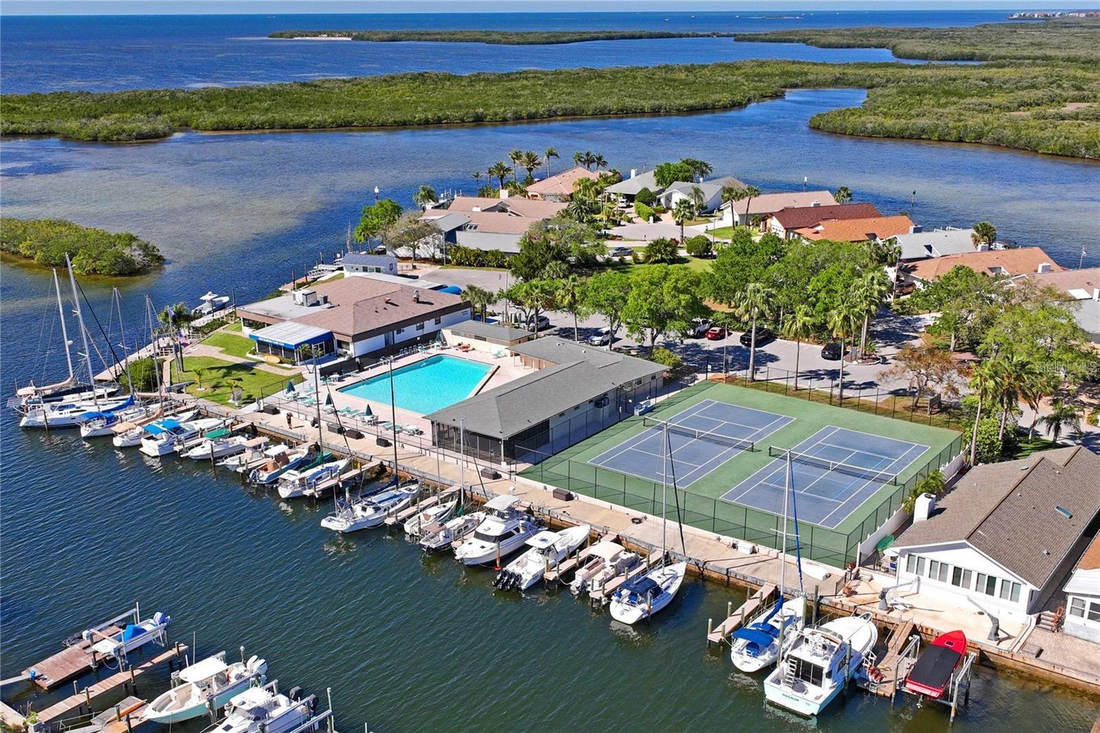GULF HARBORS WOODLANDS - Residential