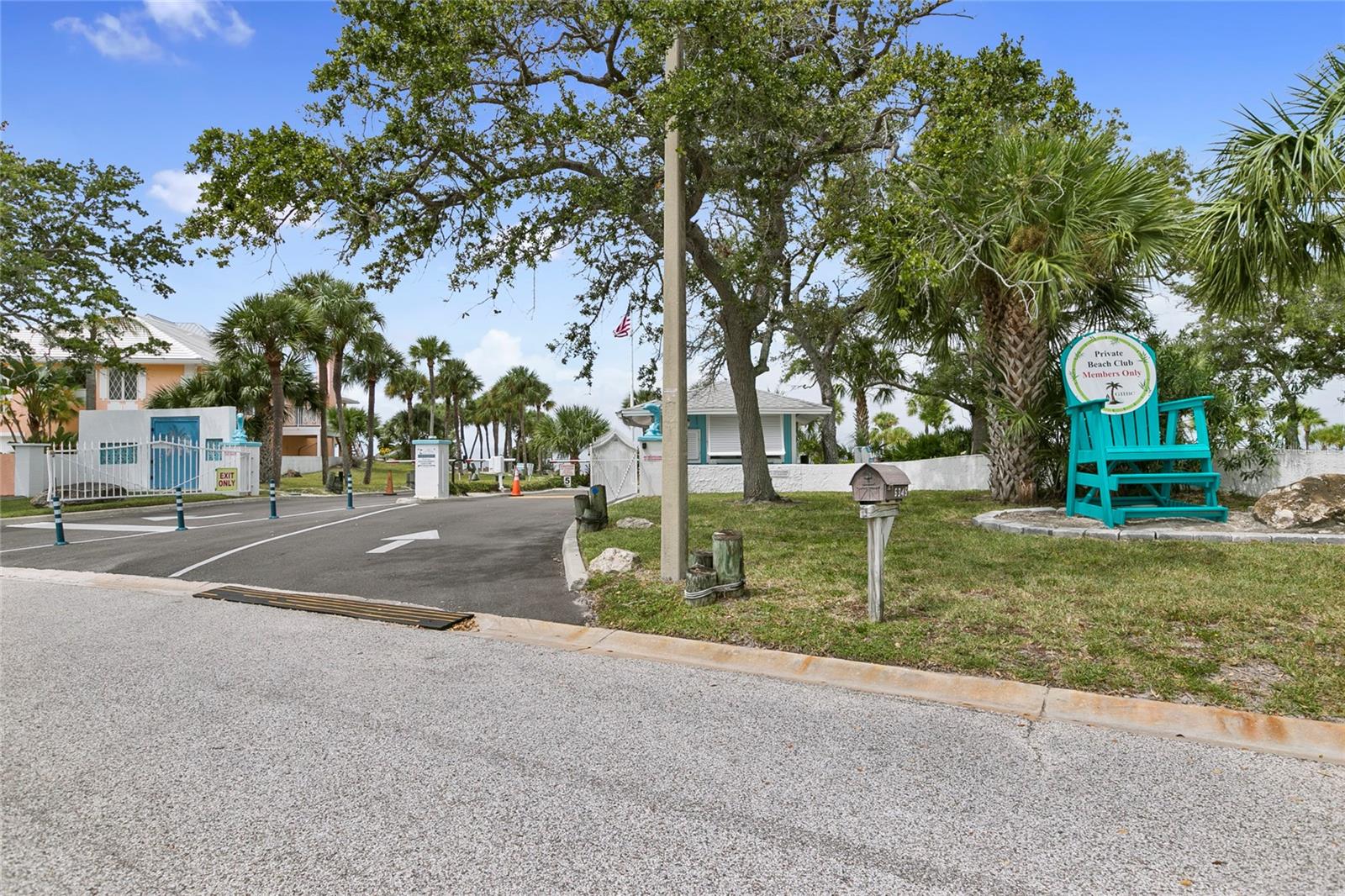 GULF HARBORS WOODLANDS - Residential