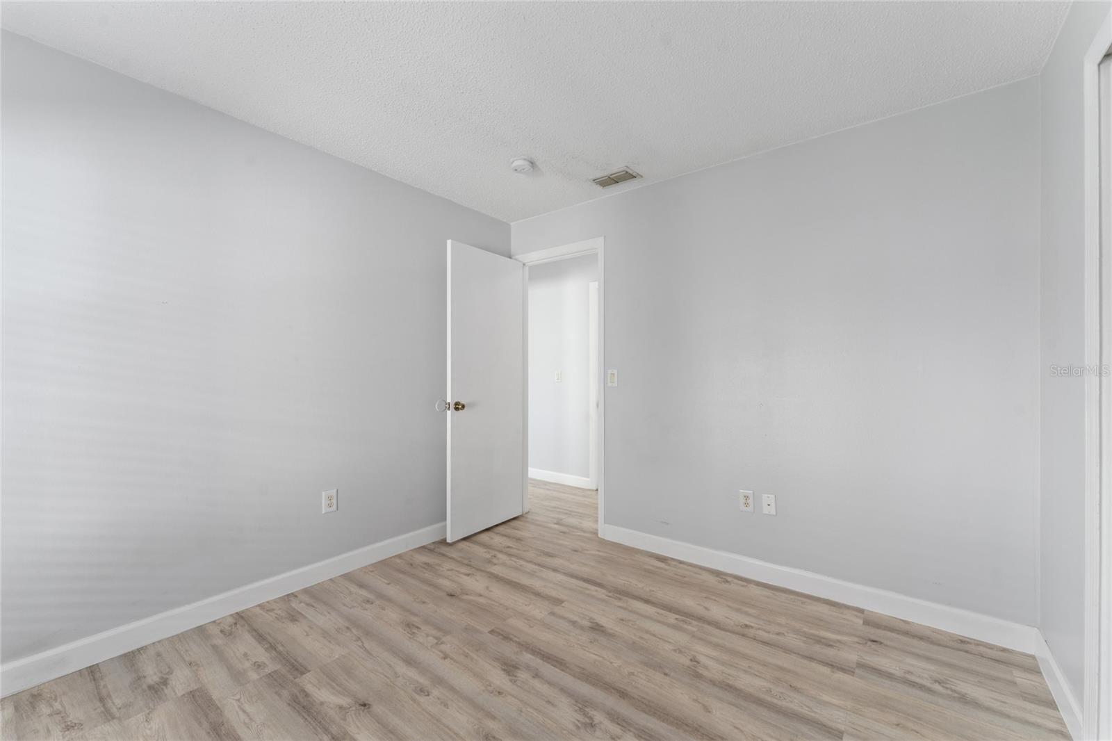 GREENPOINTE - Residential