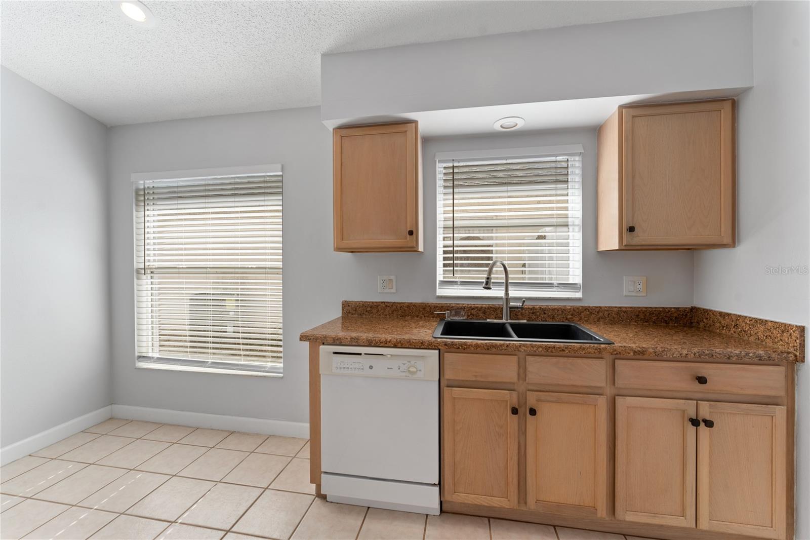 GREENPOINTE - Residential
