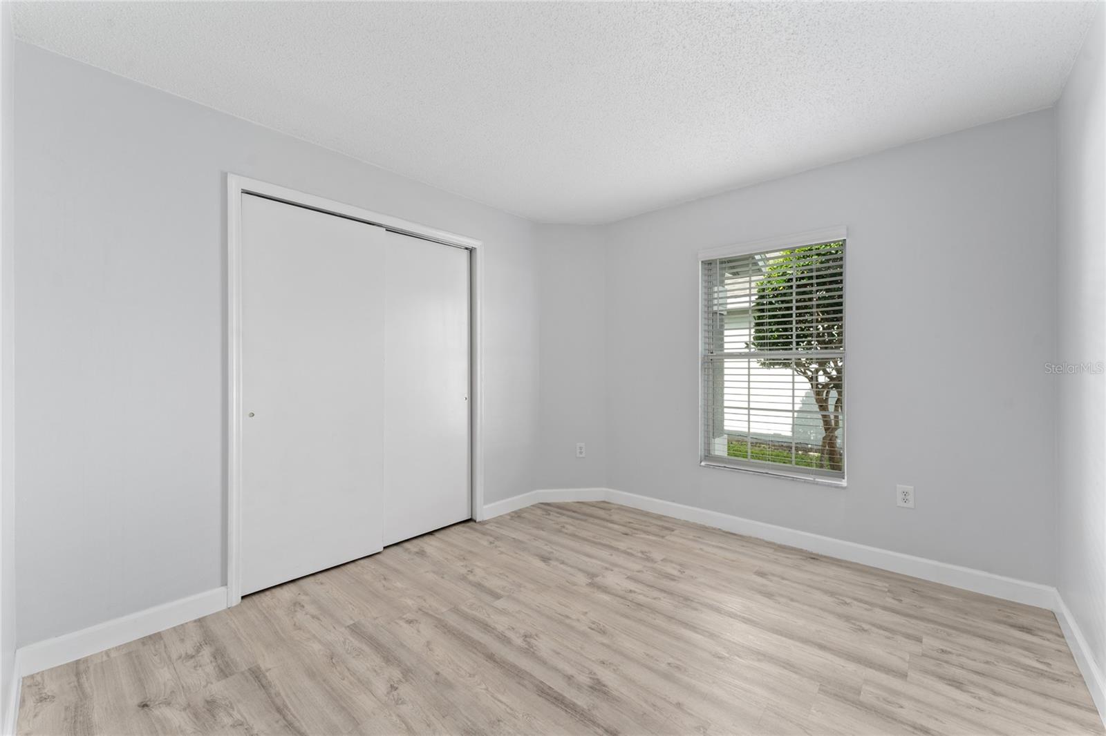 GREENPOINTE - Residential