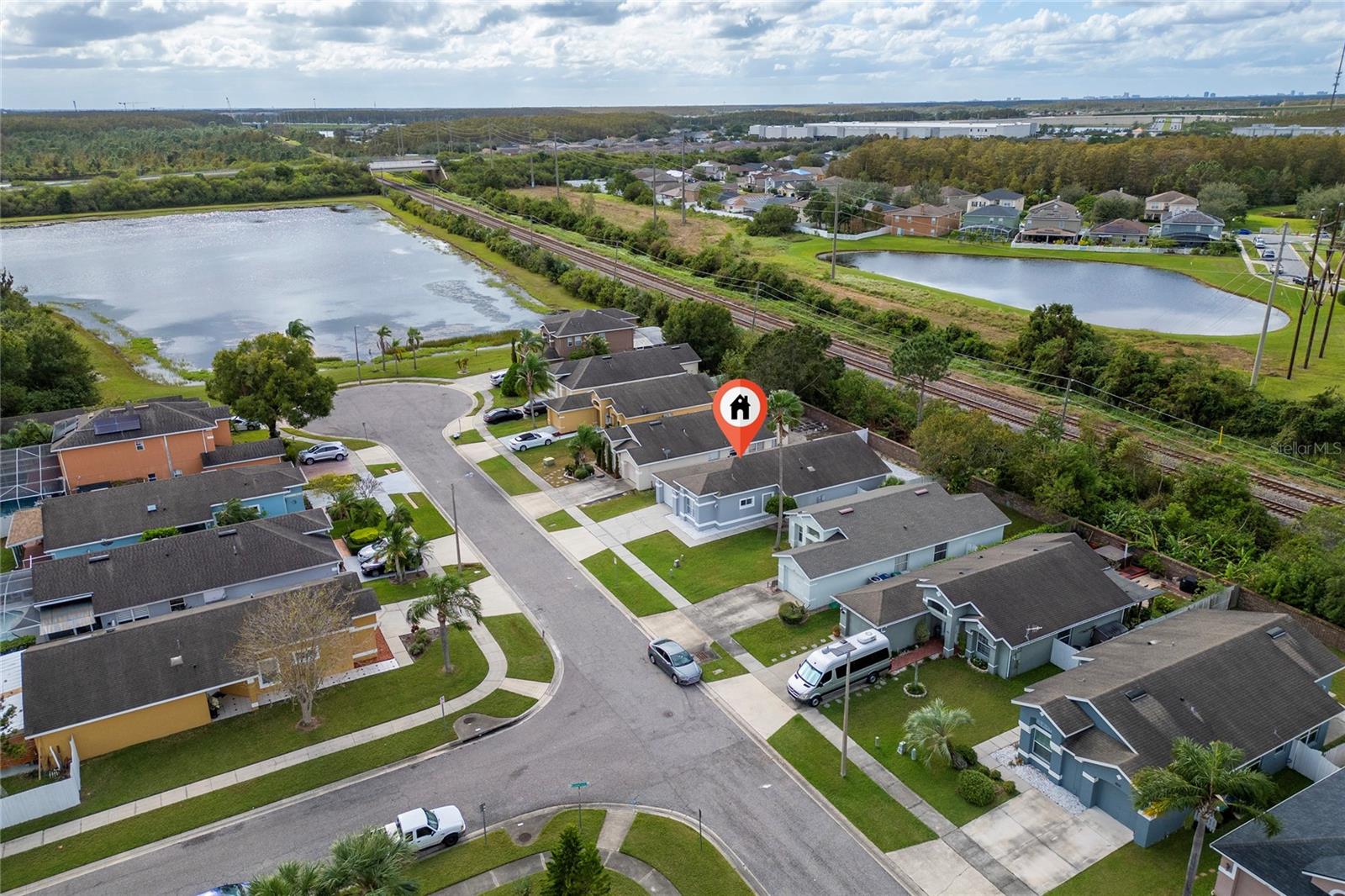 GREENPOINTE - Residential