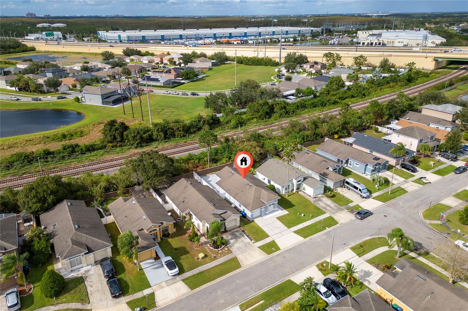 GREENPOINTE - Residential