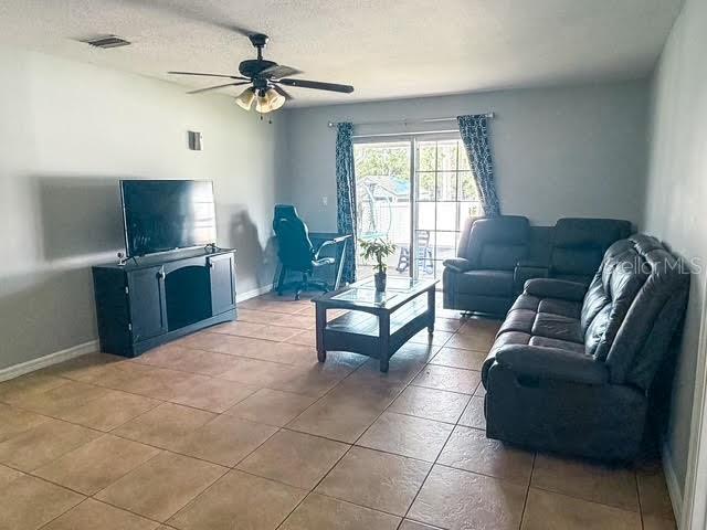 MARION OAKS UN 01 - Residential