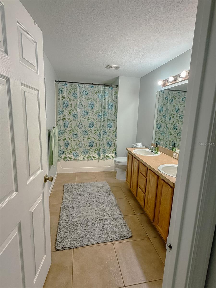 MARION OAKS UN 01 - Residential