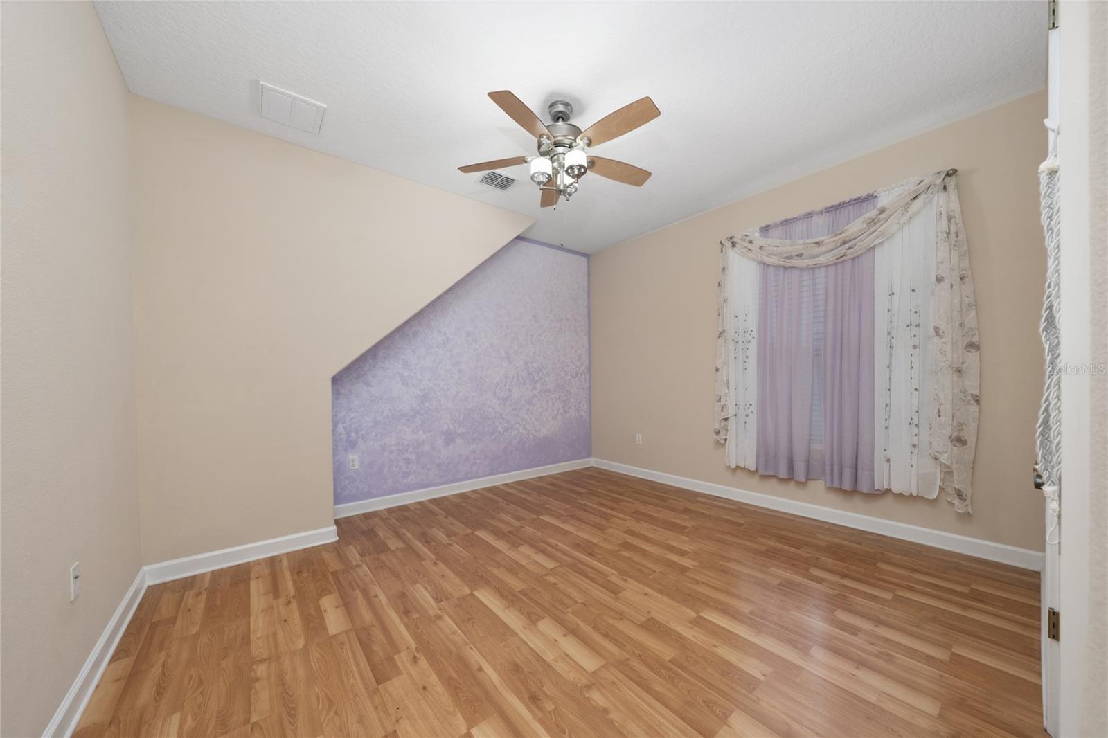 BUCKINGHAM ESTATES PH 2 - Residential