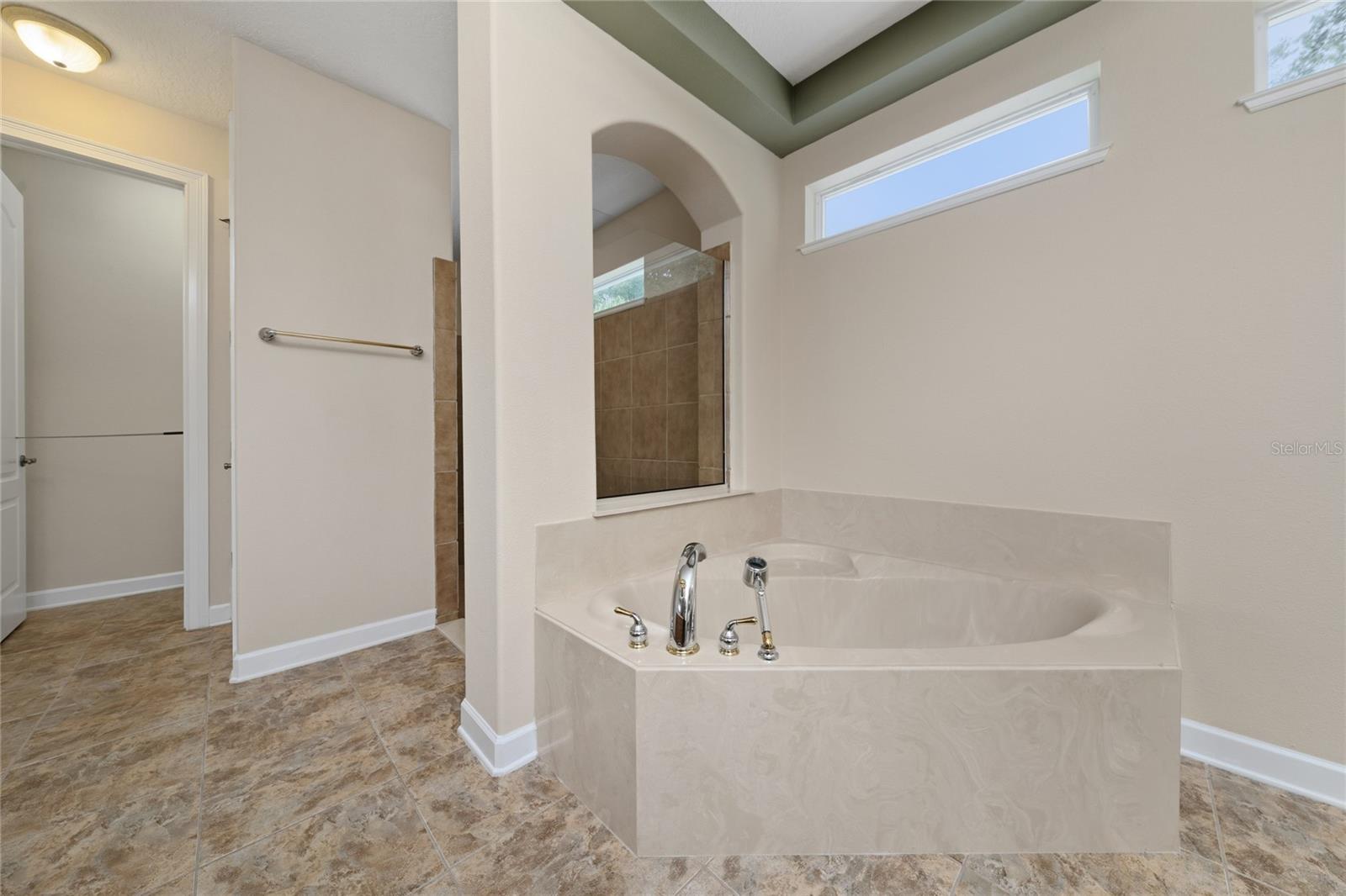 BUCKINGHAM ESTATES PH 2 - Residential