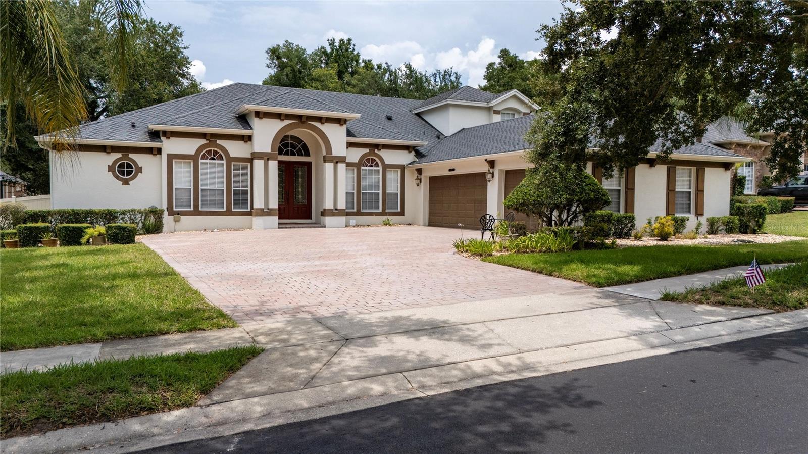 BUCKINGHAM ESTATES PH 2 - Residential