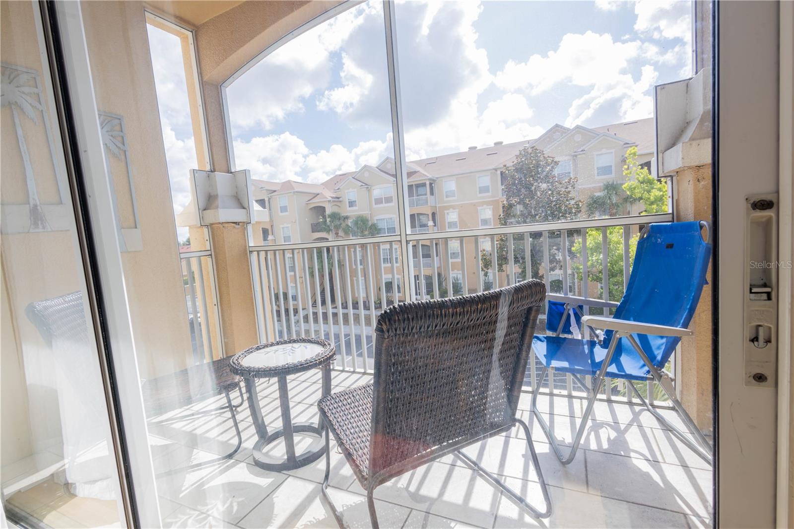 VENTURA AT WINDSOR HILLS CONDO PH 1 - Residential