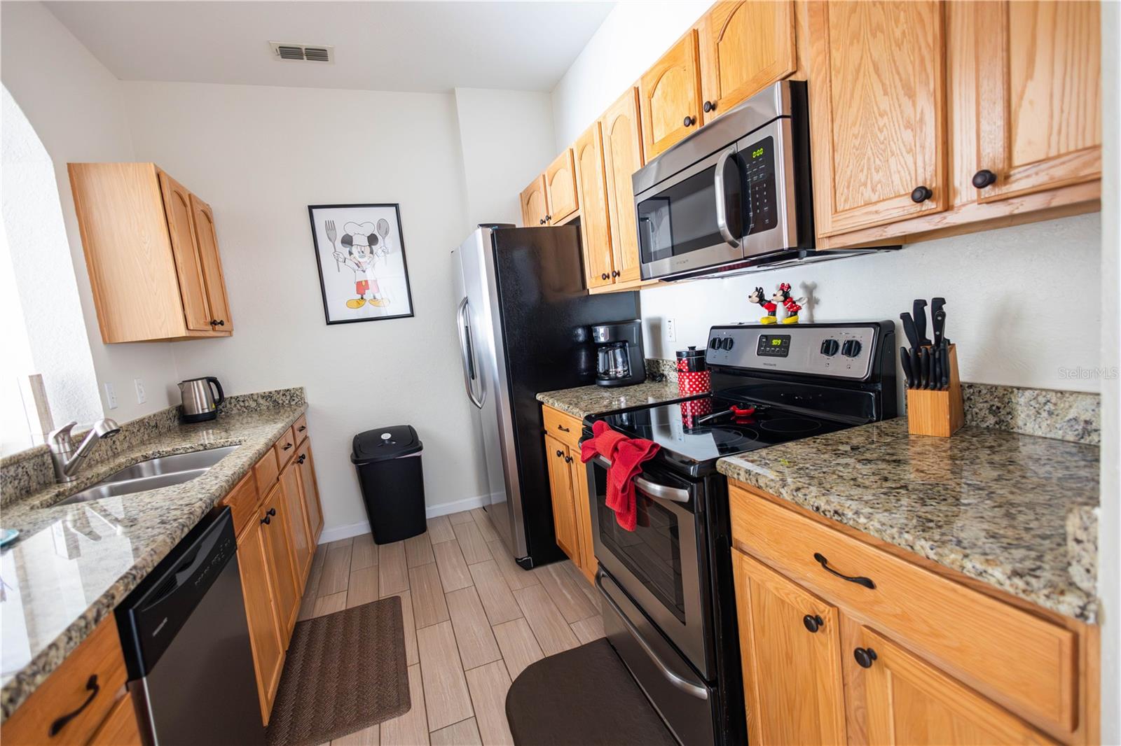 VENTURA AT WINDSOR HILLS CONDO PH 1 - Residential