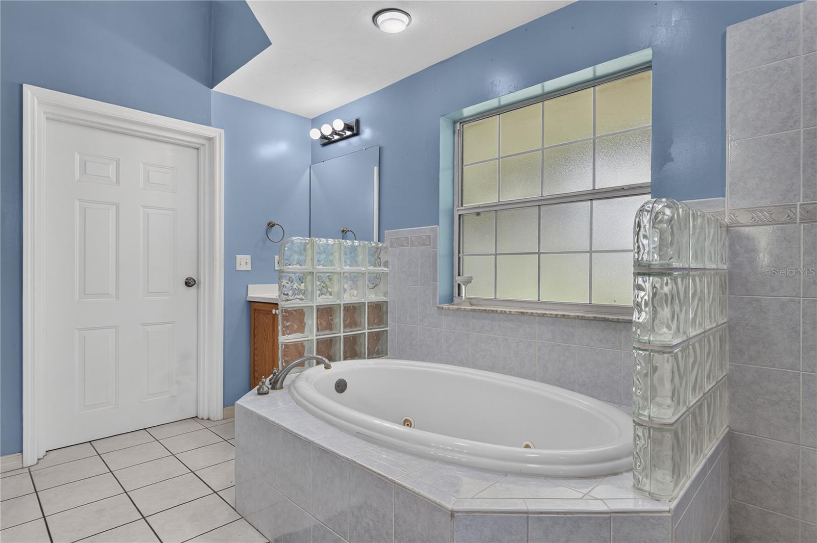 LANCASTER ESTATES - Residential