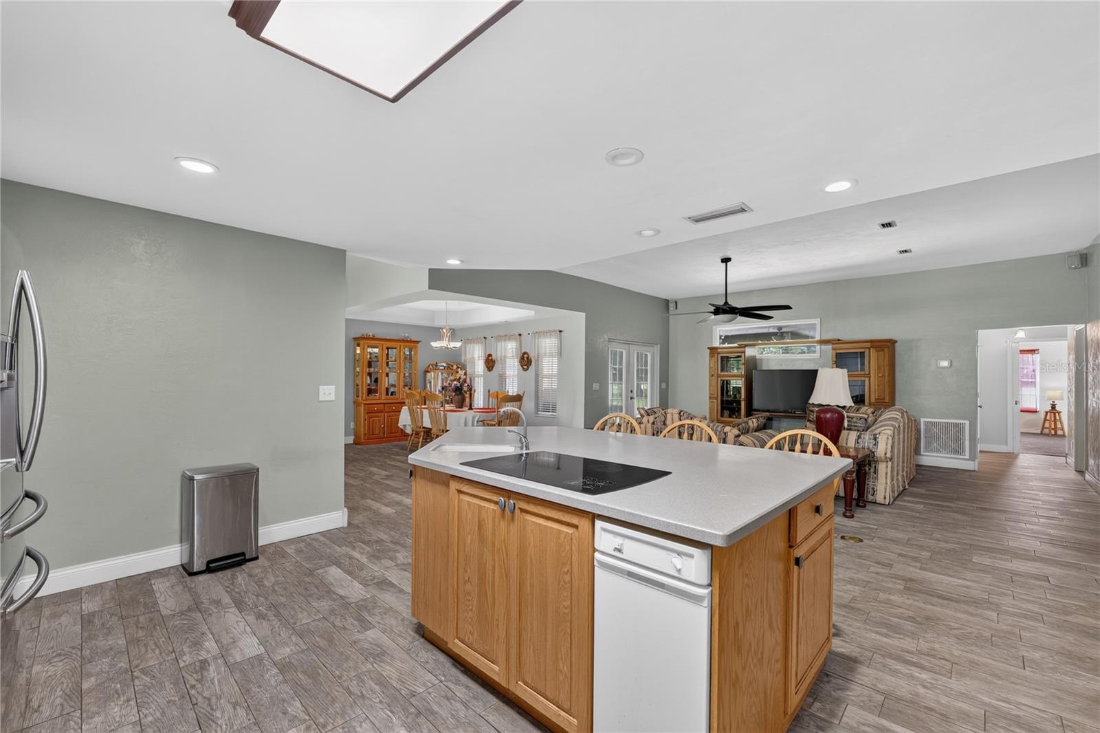 LANCASTER ESTATES - Residential