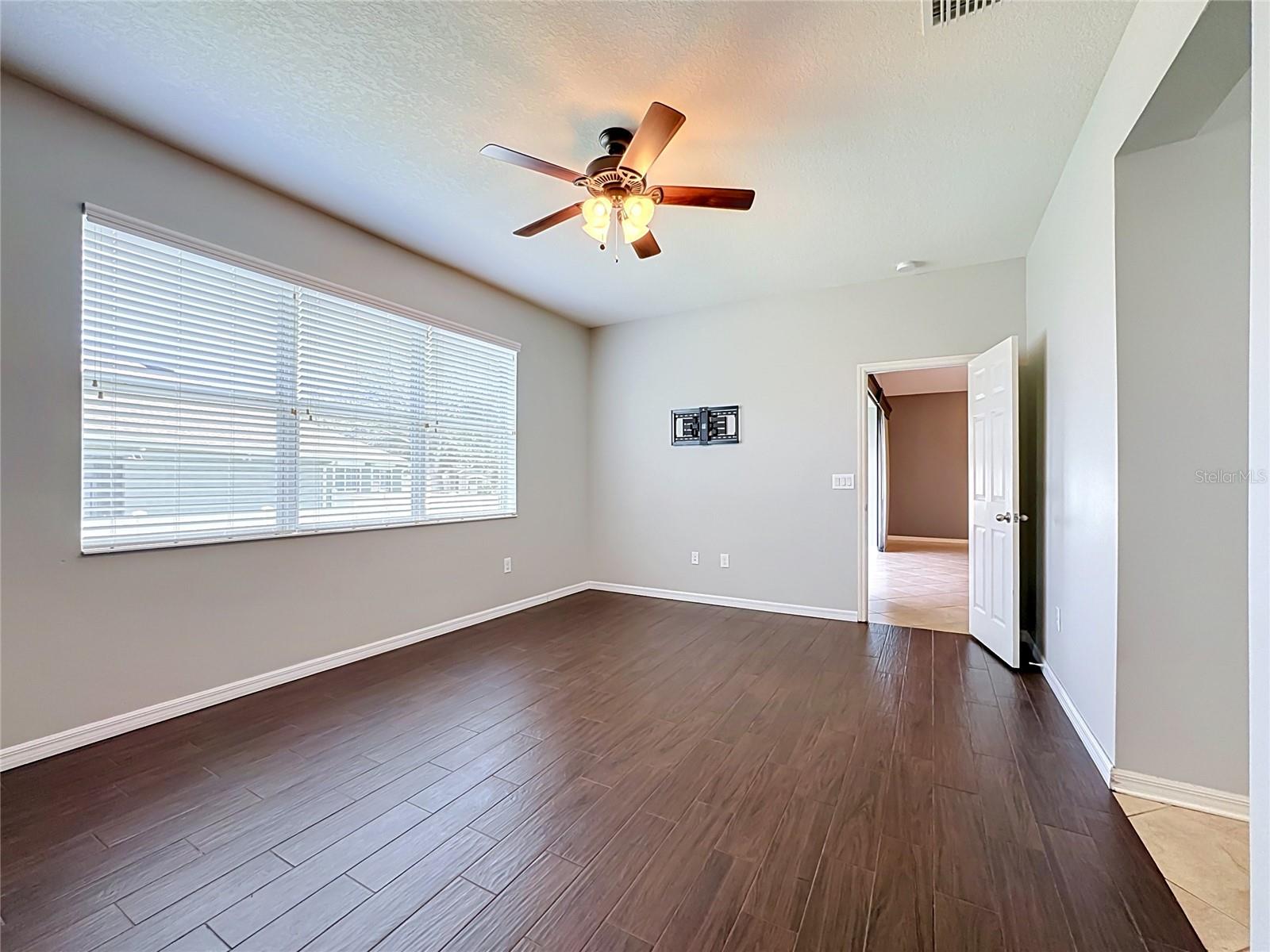 AVELAR CREEK NORTH - Residential