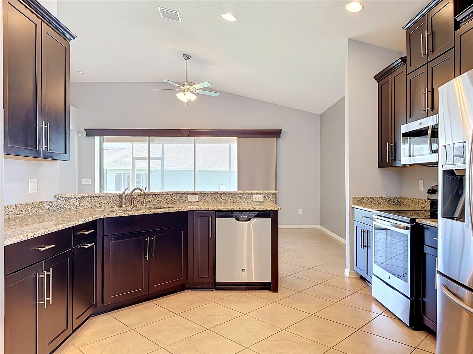 AVELAR CREEK NORTH - Residential