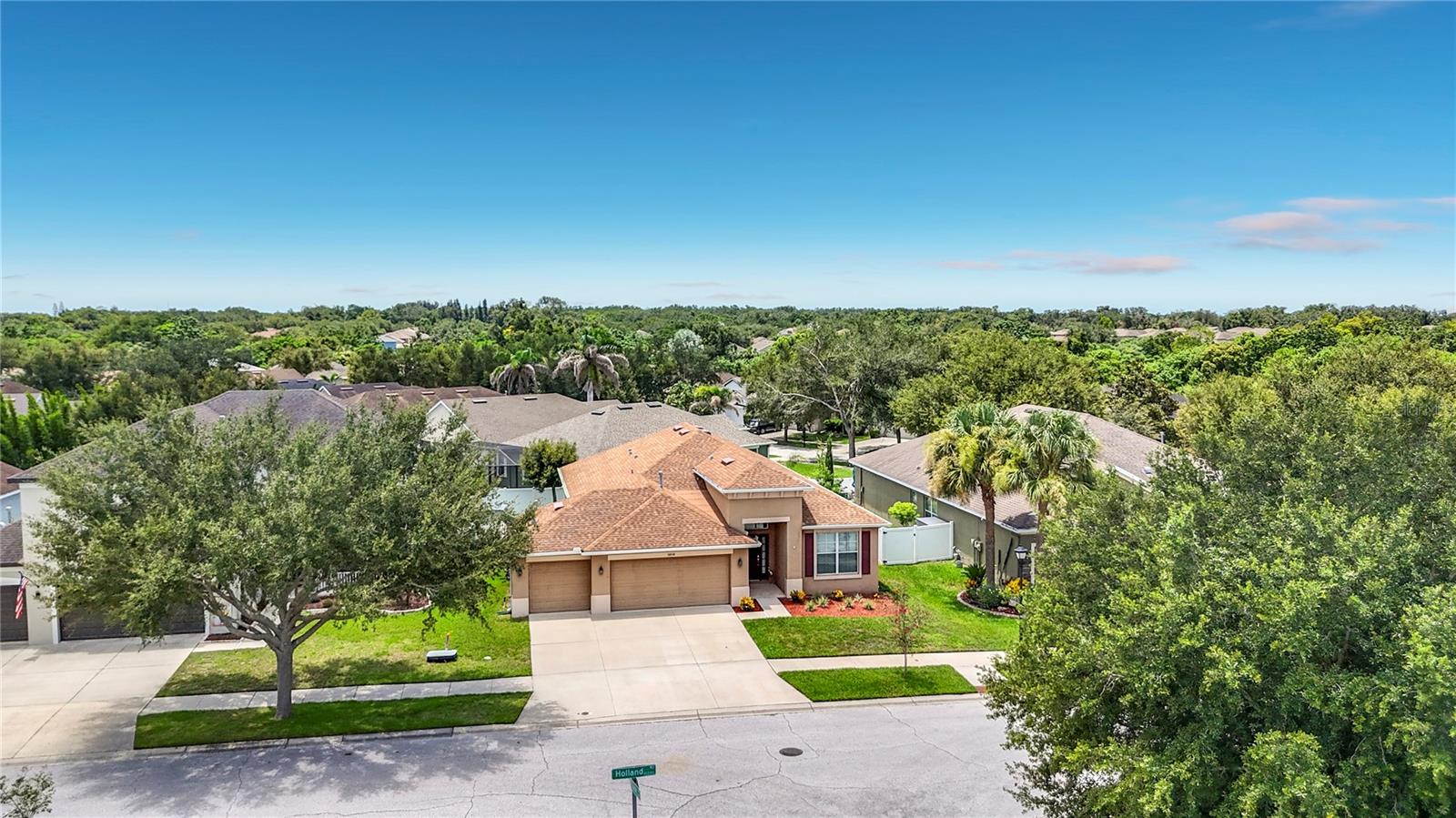 AVELAR CREEK NORTH - Residential