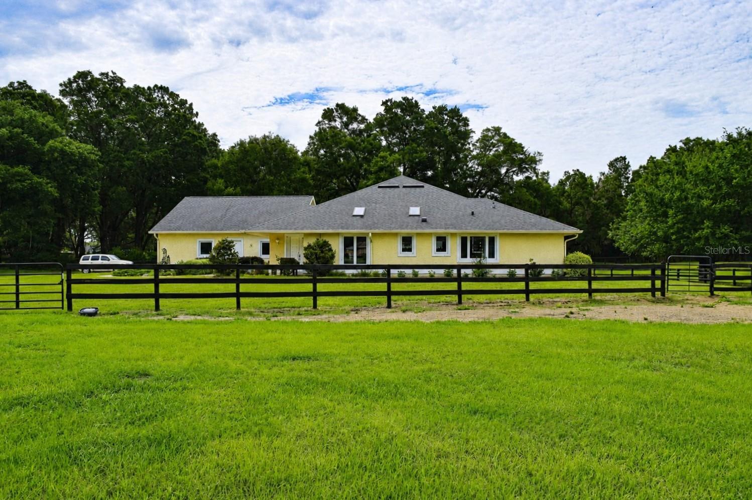 MEADOW WOOD FARMS UN #2 - Residential