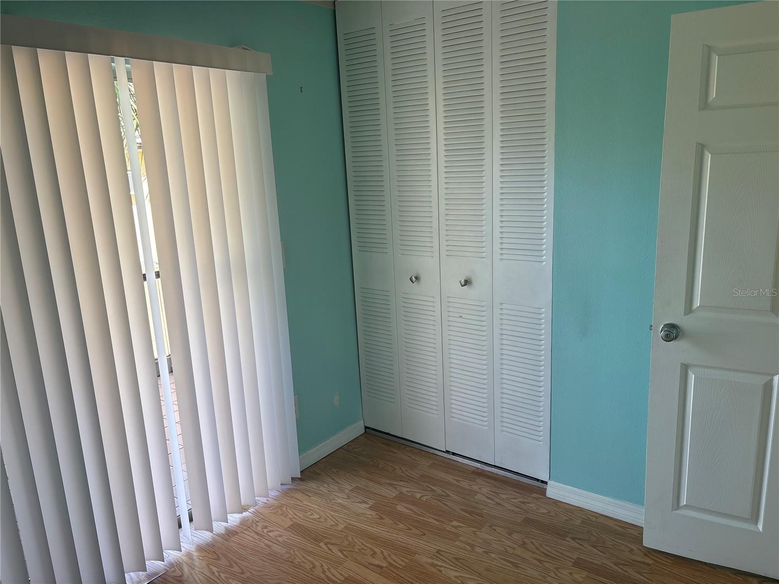 HILL CREST VILLAS - Residential