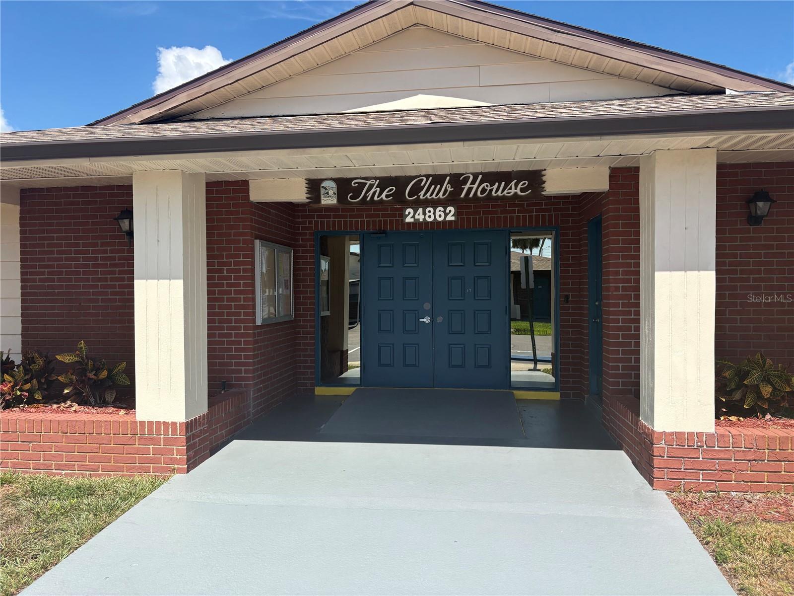 HILL CREST VILLAS - Residential