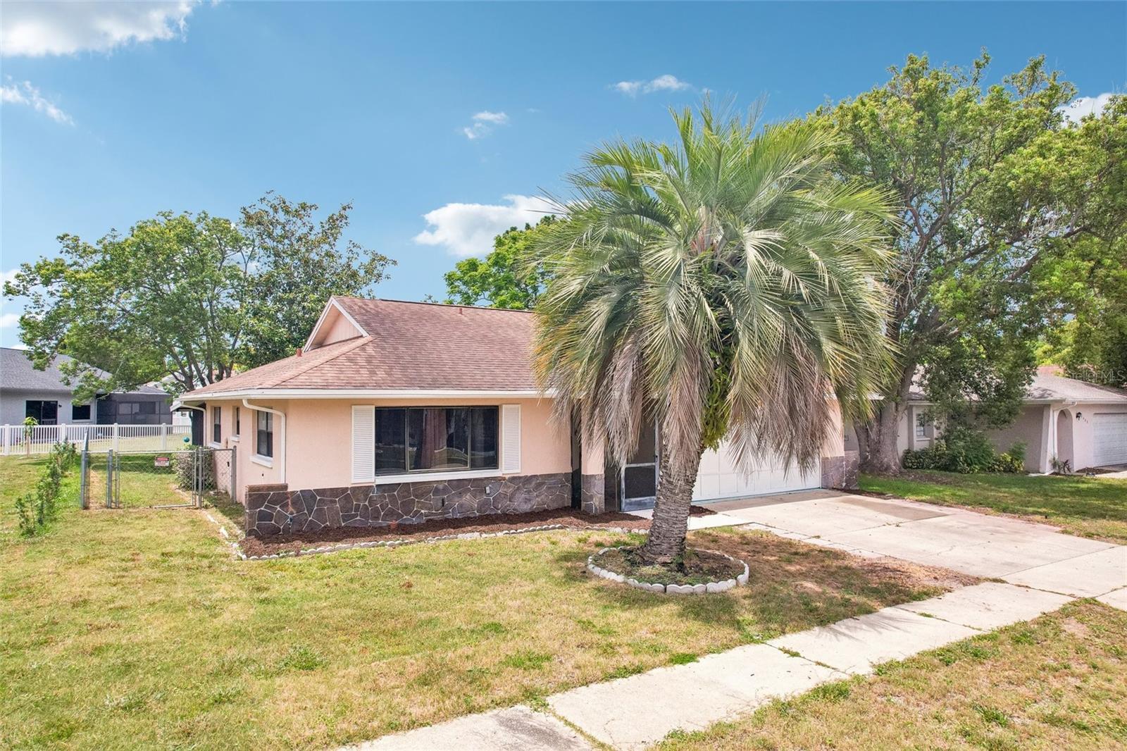 RAVENSWOOD VILLAGE - Residential