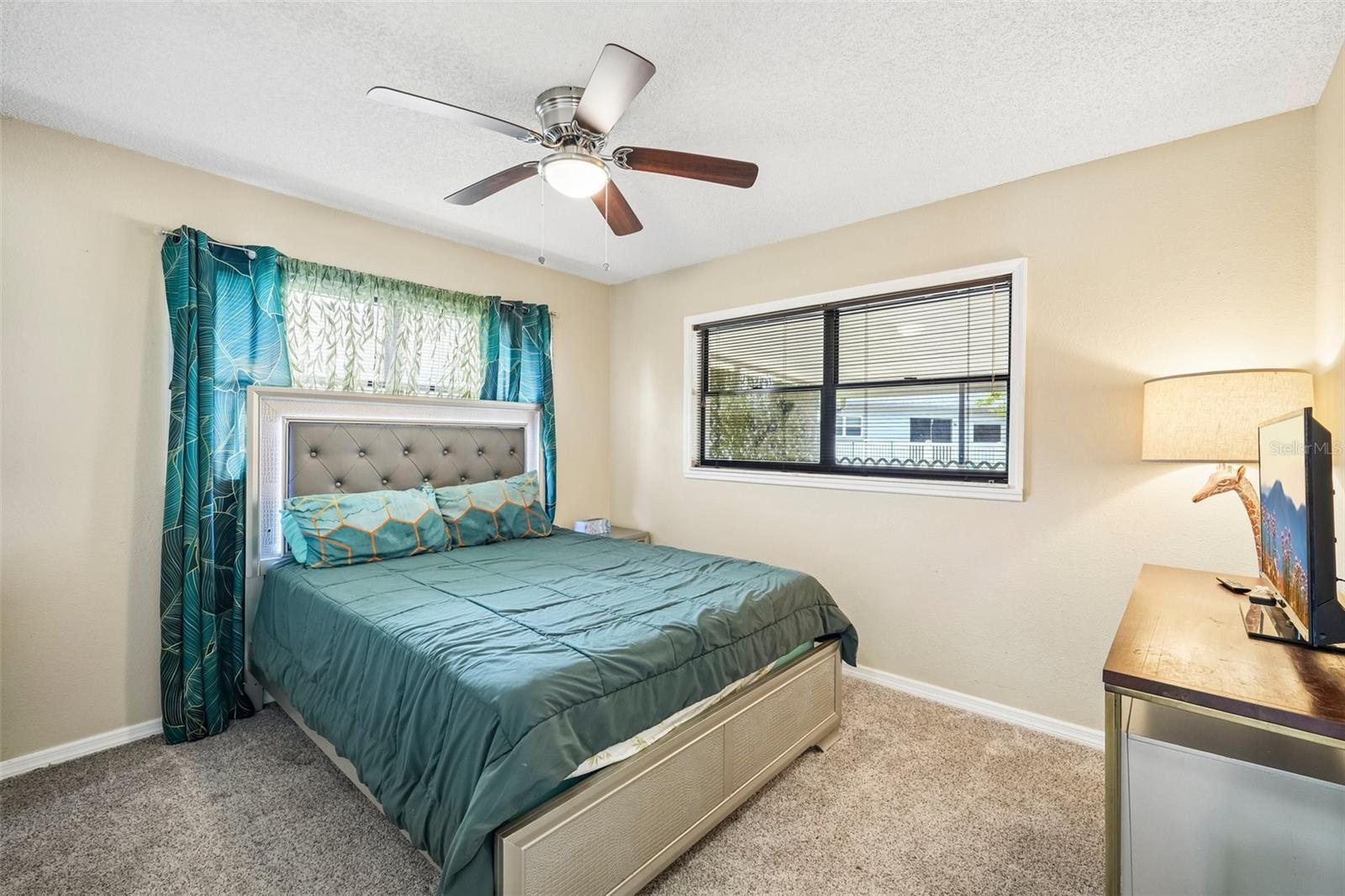 RAVENSWOOD VILLAGE - Residential