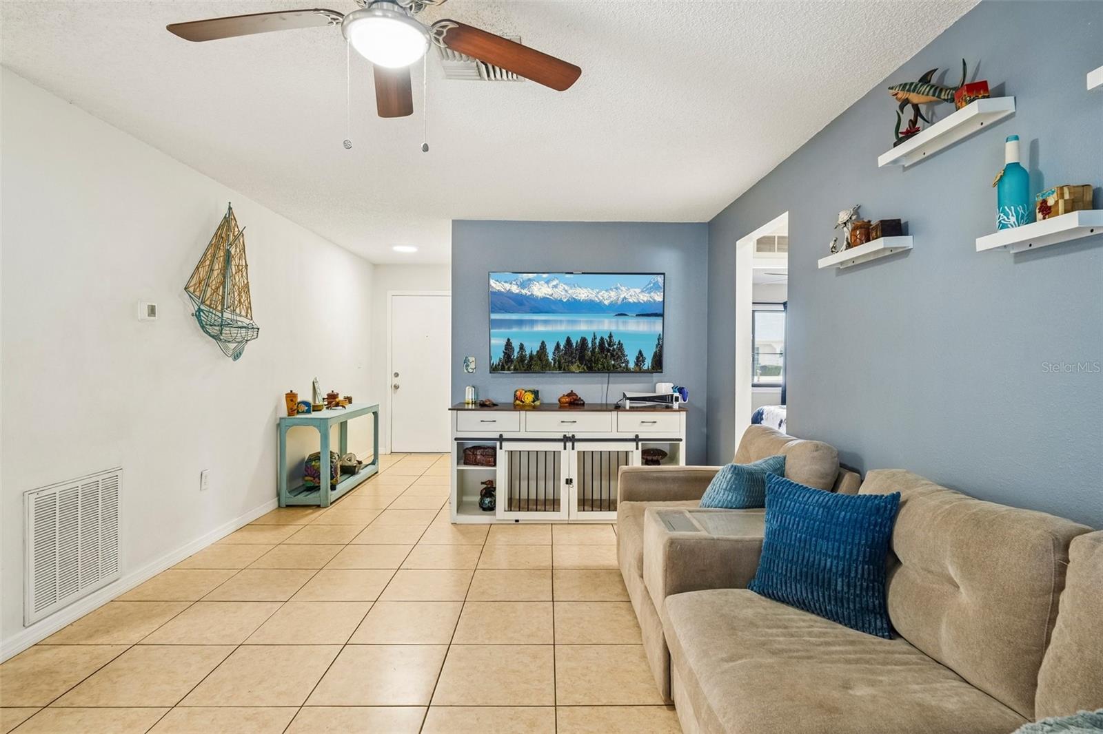 RAVENSWOOD VILLAGE - Residential