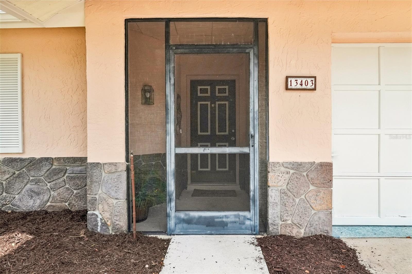 RAVENSWOOD VILLAGE - Residential