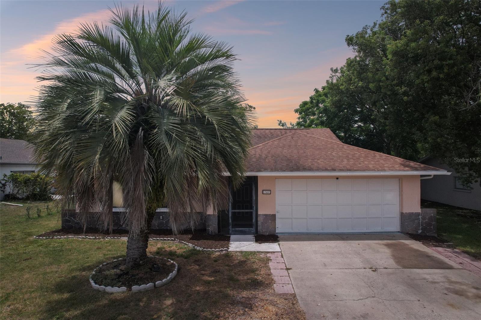 RAVENSWOOD VILLAGE - Residential