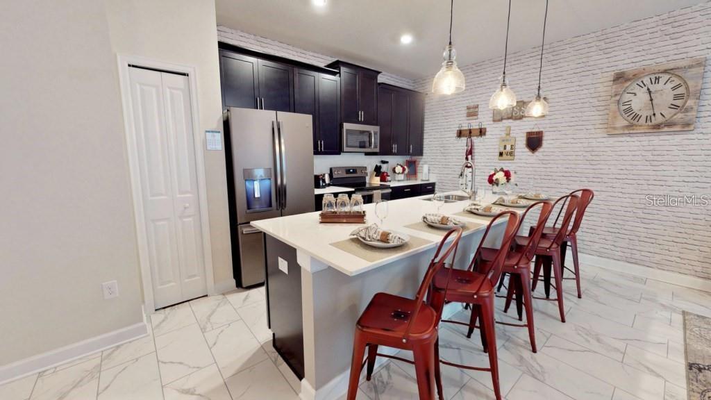 STOREY LAKE PH 3 - Residential Lease