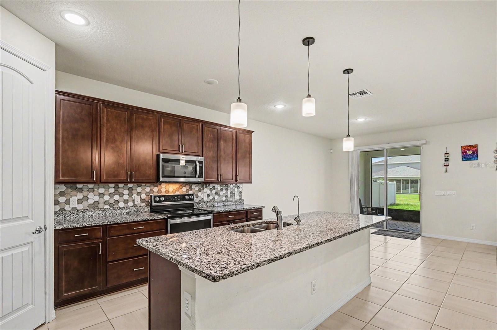 RIVER RUN PRESERVE - Residential