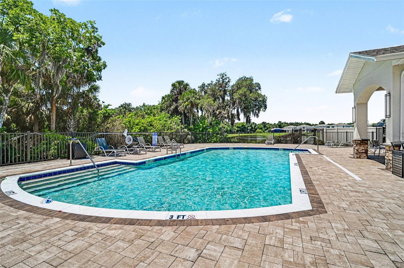 RIVER RUN PRESERVE - Residential