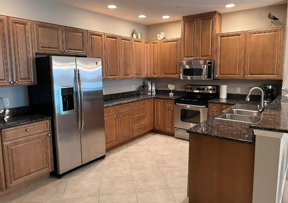 BELLE HARBOR CONDO - Residential Lease