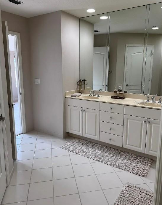 BELLE HARBOR CONDO - Residential Lease
