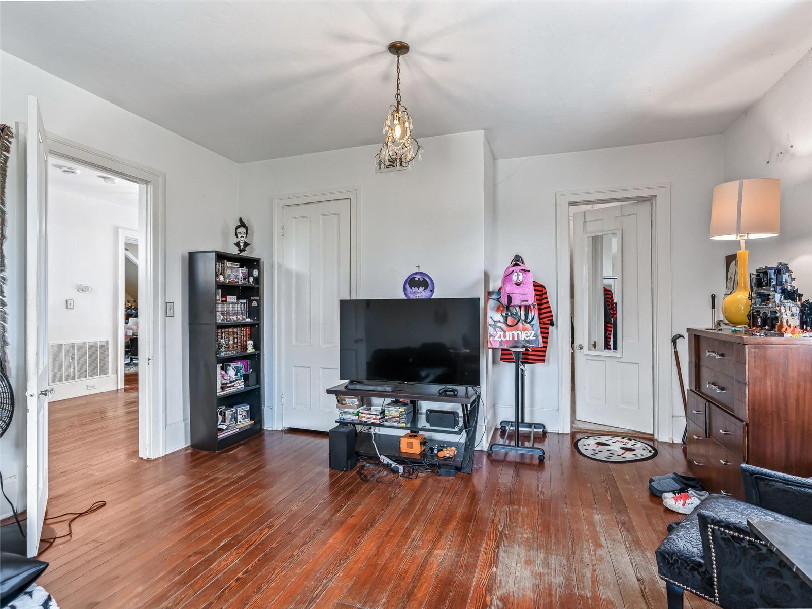 FRUITLAND PARK - Residential