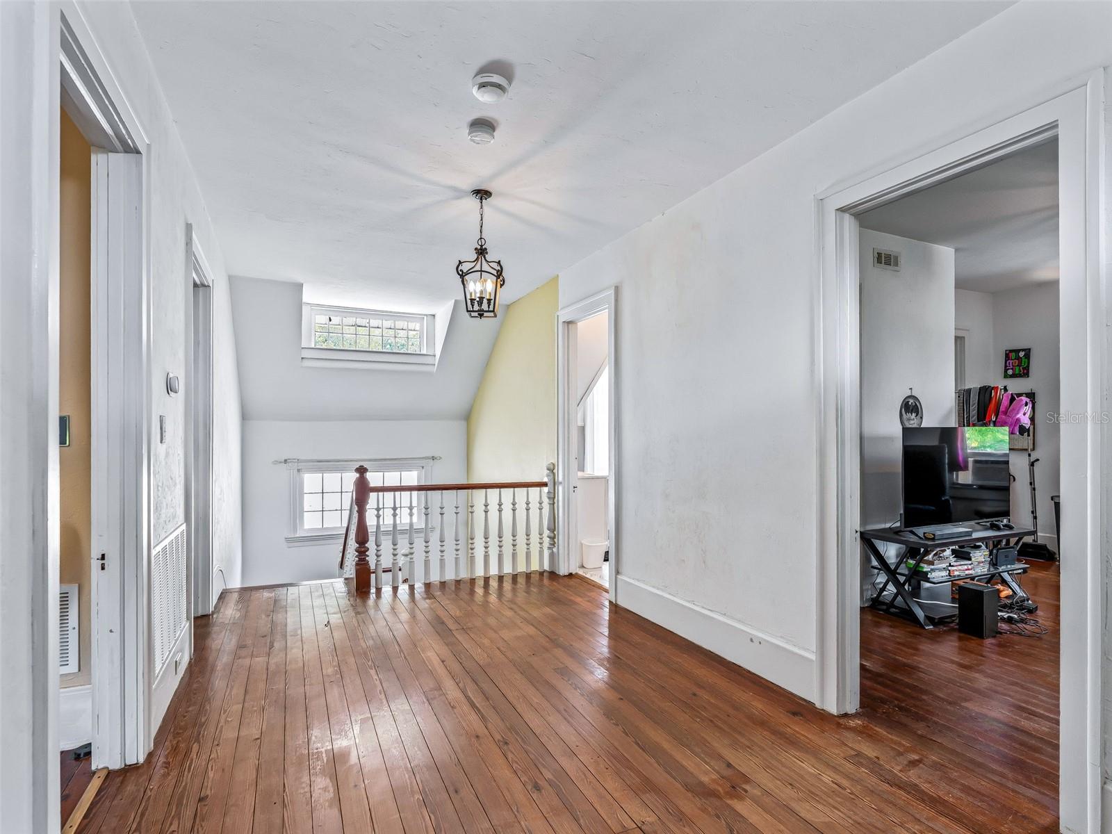 FRUITLAND PARK - Residential