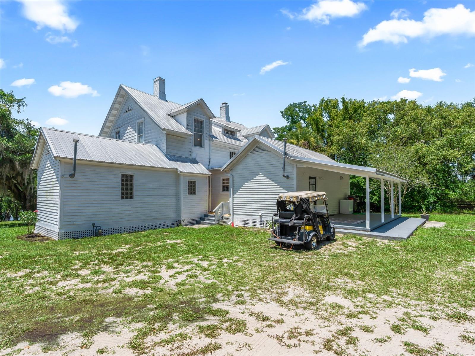 FRUITLAND PARK - Residential