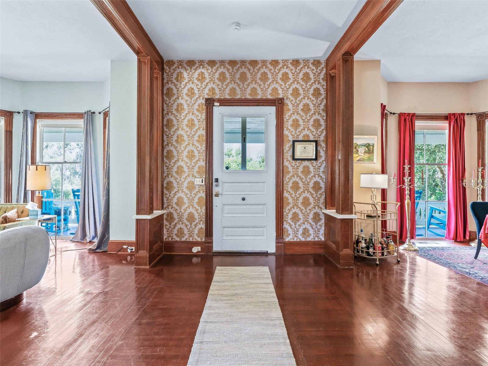 FRUITLAND PARK - Residential