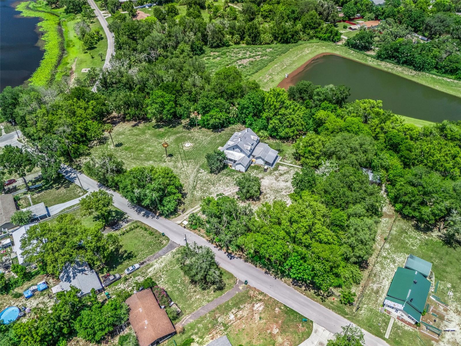 FRUITLAND PARK - Residential